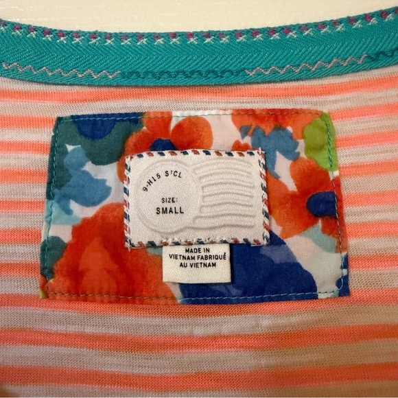 Striped Ruffle Top - Picture 3 of 8